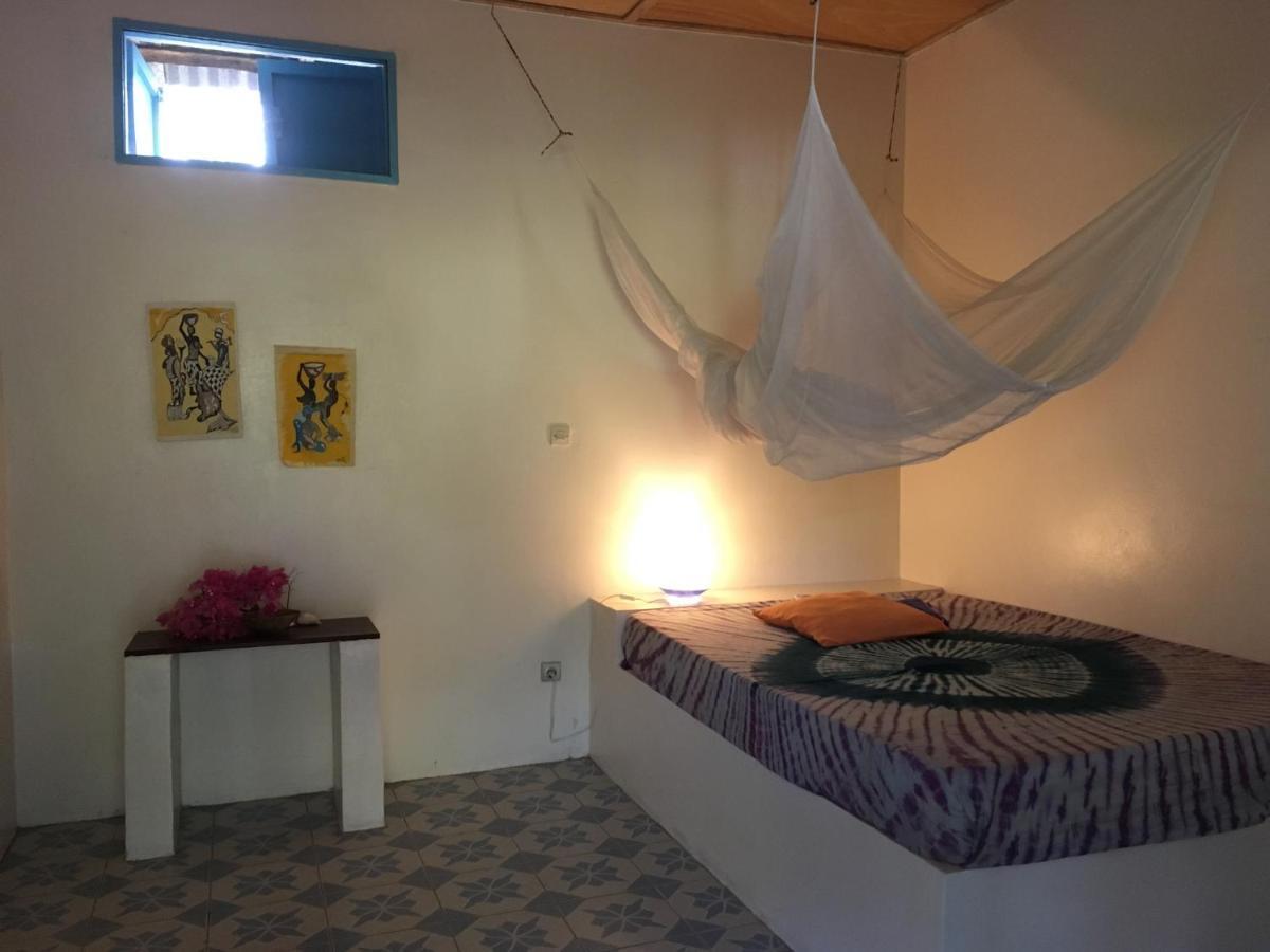 Guesthouse Yonol Abémé Екстериор снимка