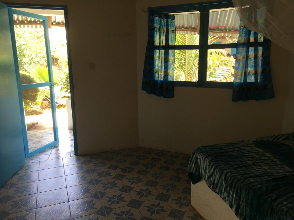 Guesthouse Yonol Abémé Екстериор снимка